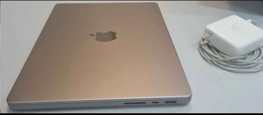 Mac book Pró 14 16GB 512 SSD - Foto 2