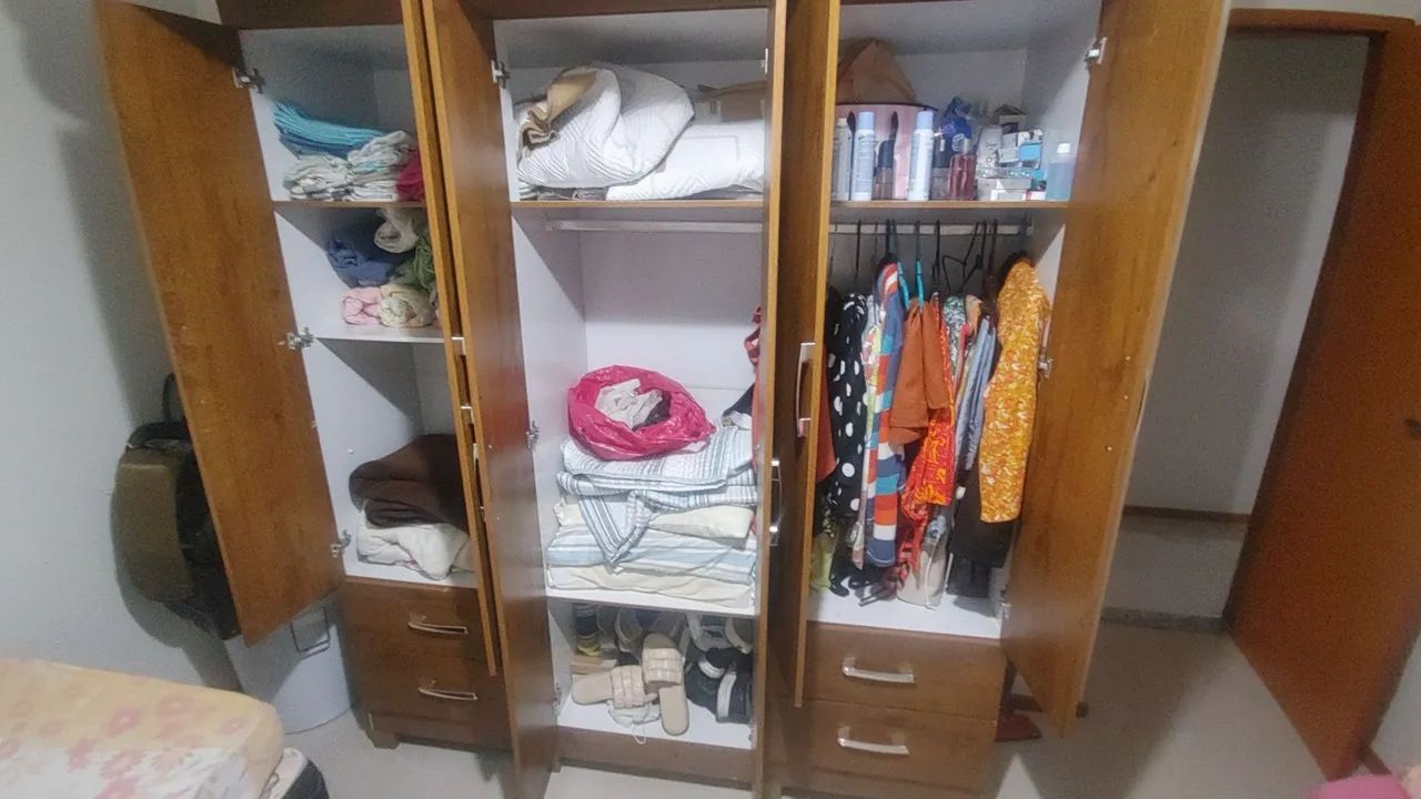 Guarda Roupa 6 portas - Foto 3