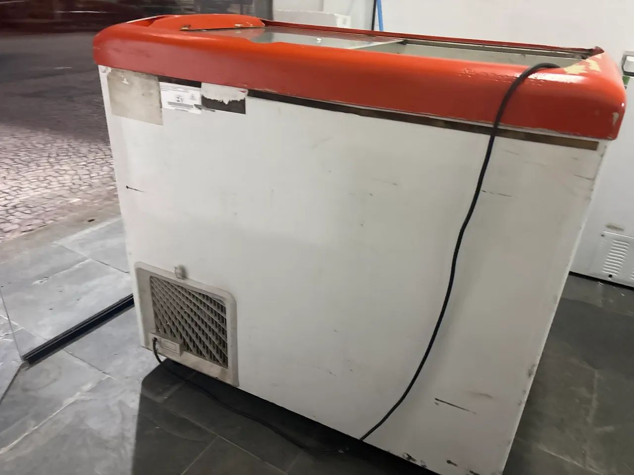 Freezer horizontal  232 litros  110 vlt - Foto 3
