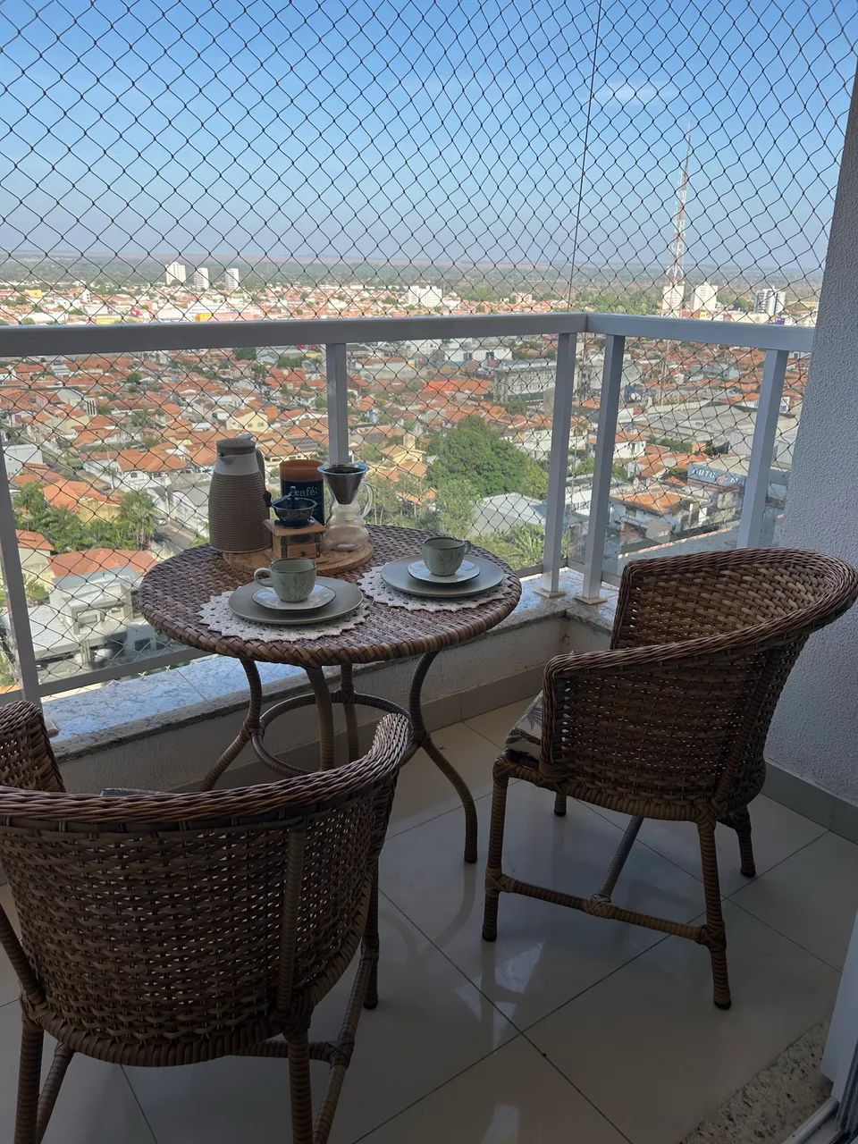 Mesa de vime com 2 cadeiras - Foto 5
