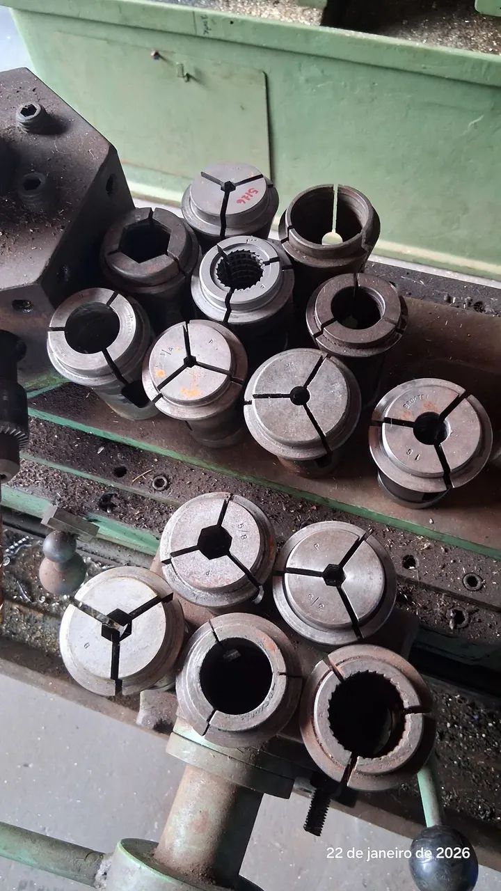 Torno revólver xervitt 