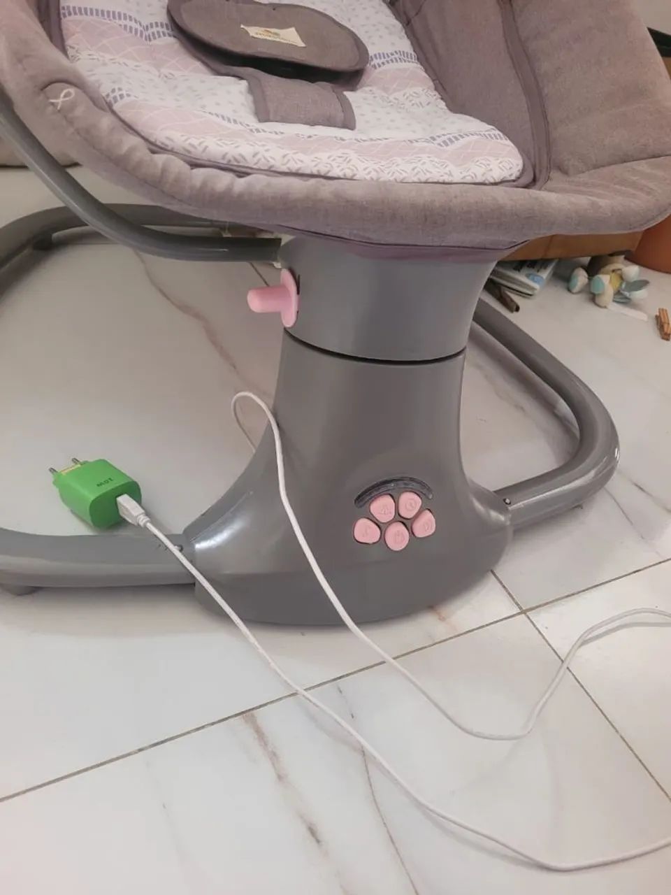 Cadeira de balanço de bebê Mastela - Foto 3