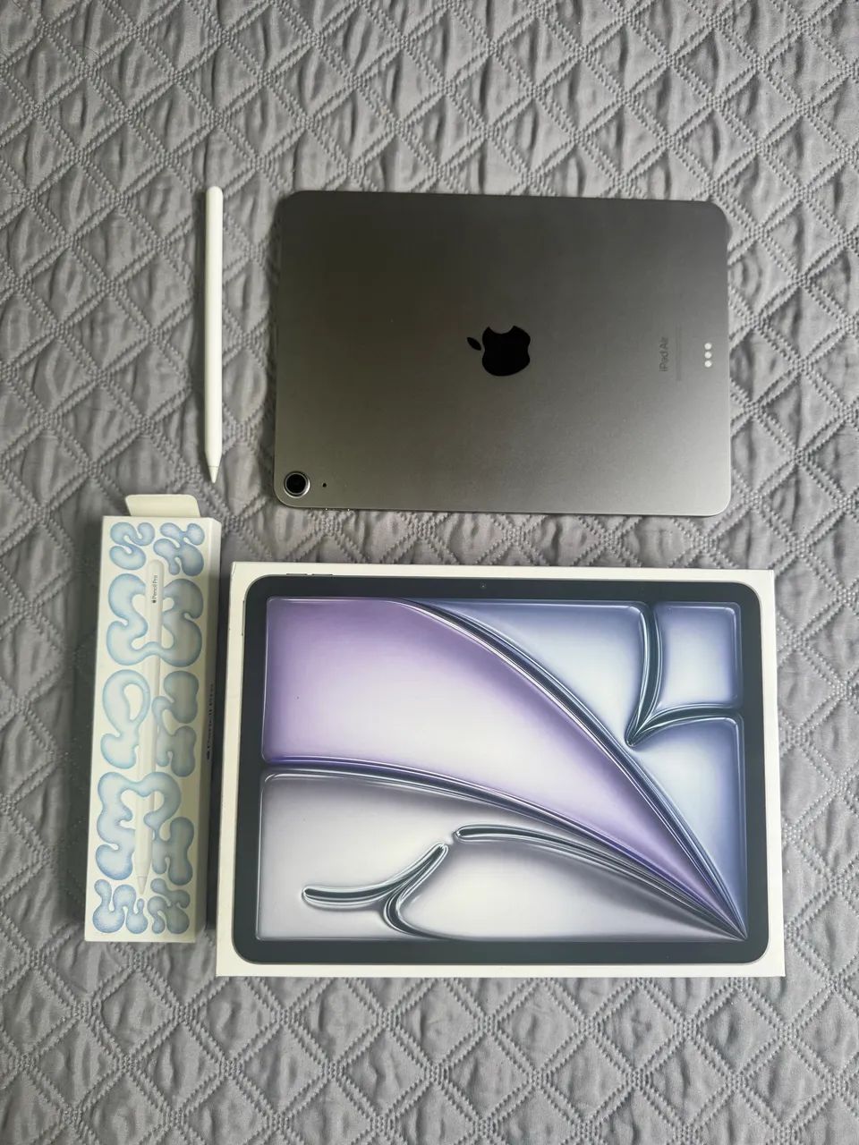 iPad Air 11 inch Wi-fi 256 gb com pencil pro