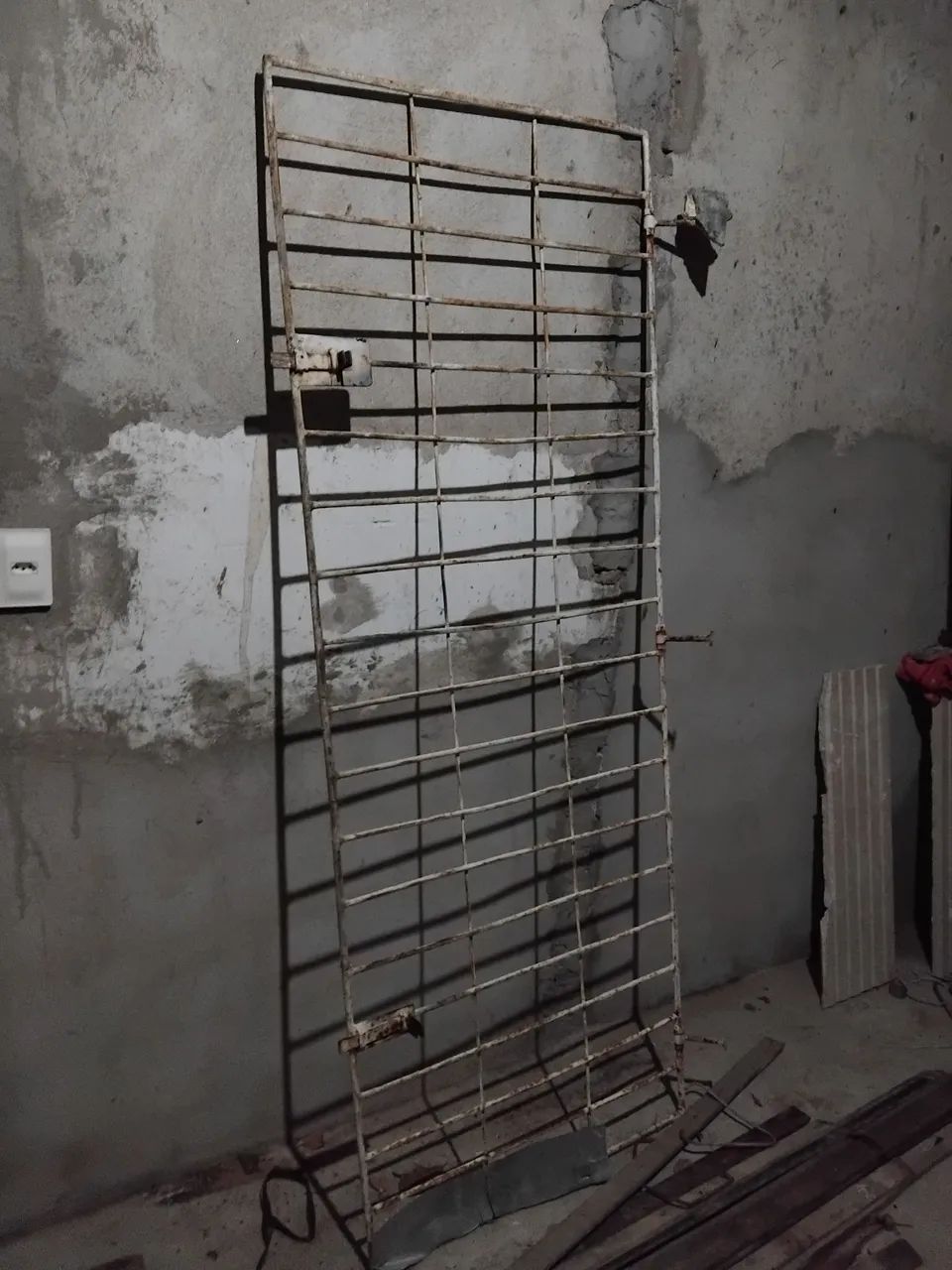 Vendo 1 portão 432958452458465281