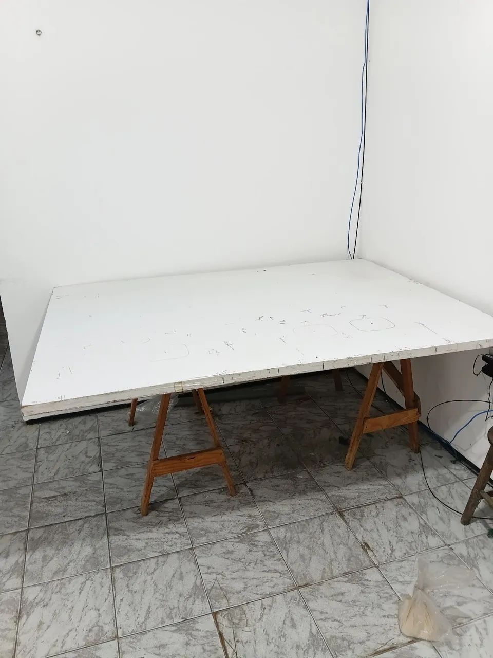 Mesa de acabamento e limpeza  - Foto 3