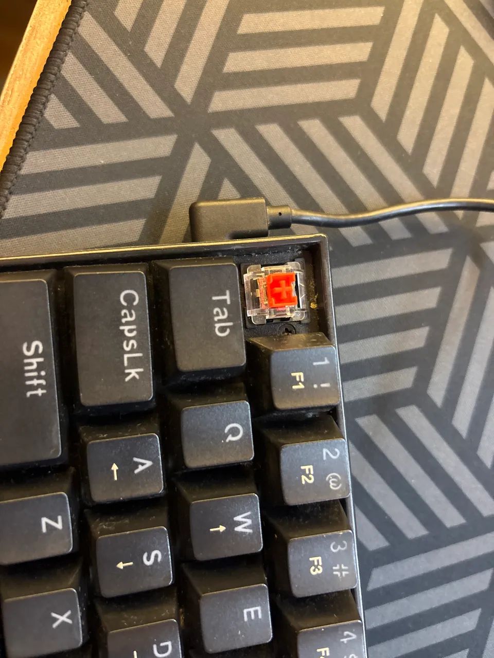 Teclado redragon model K630RGB - Foto 3