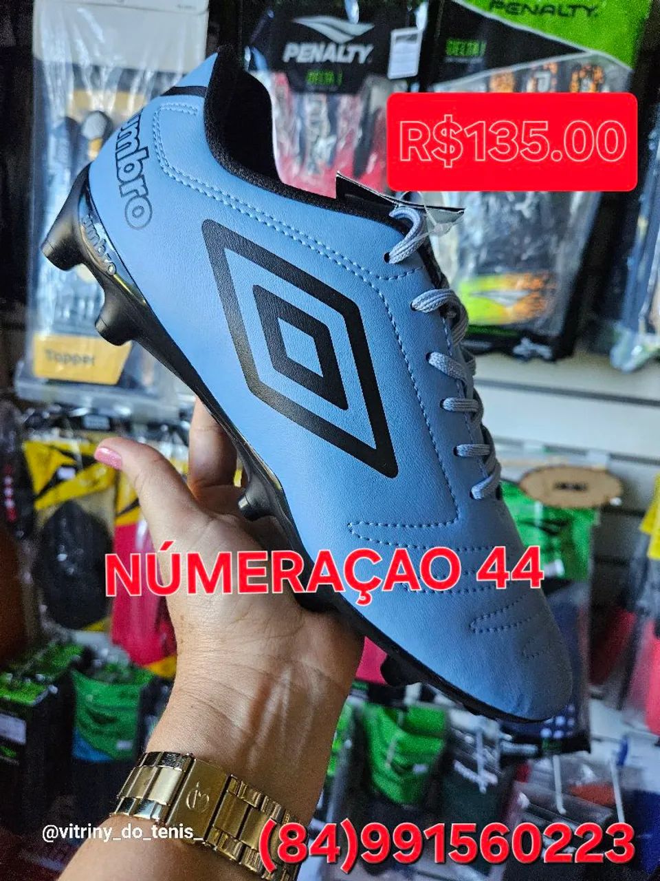 PROMOÇÃO CHUTEIRA DE CAMPO UMBRO NÚMERAÇAO 44 -R$135.00 avista