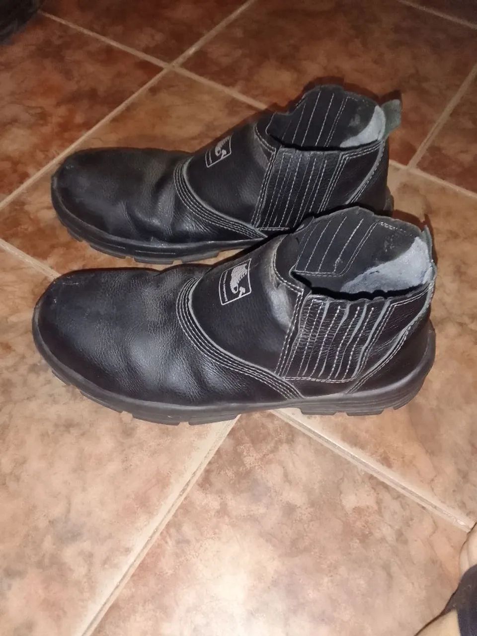 Bota bico de aço tamanho 45  - Foto 3