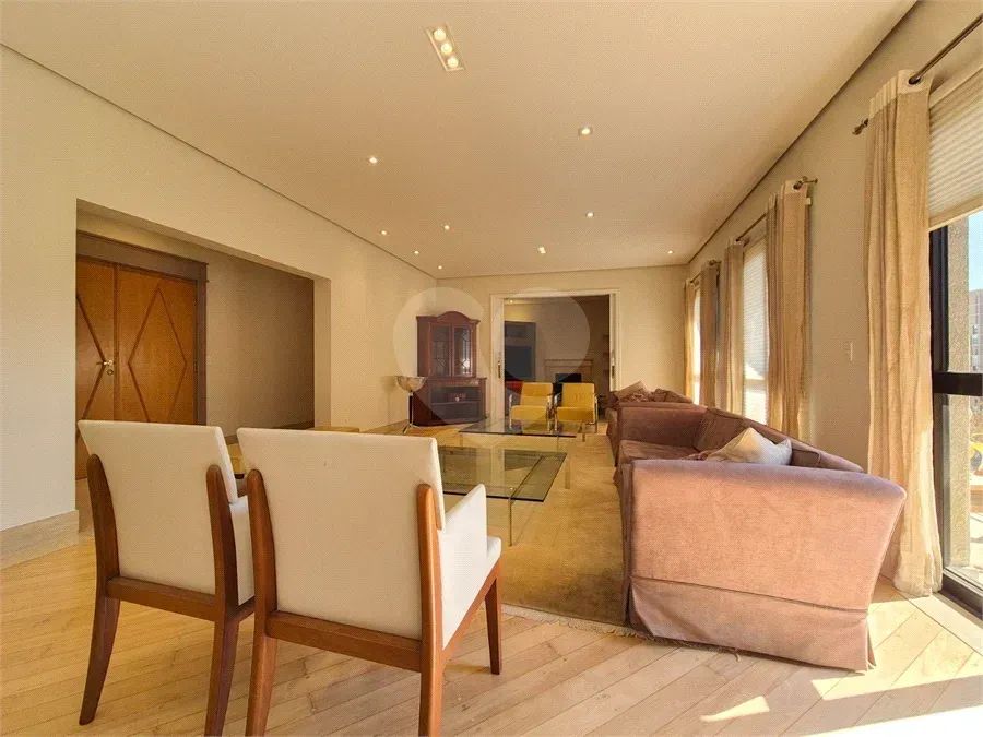 Exclusividade e Sofisticação em Moema | 313 m² | 3 Suítes | Totalmente Mobiliado - Foto 2