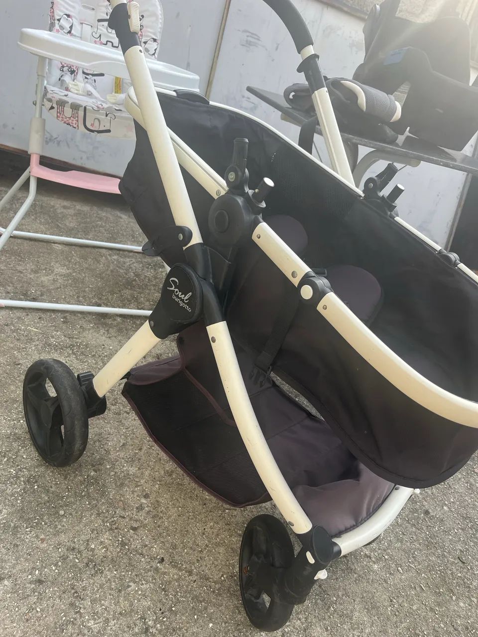 Carrinho de bebê moderno  - Foto 2