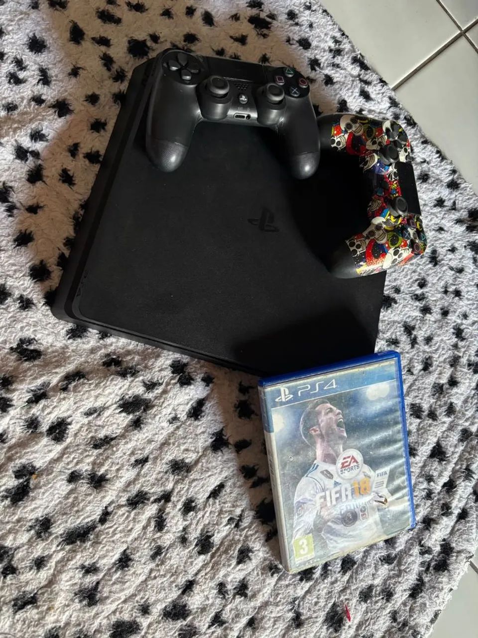 Vendo PS4 Slim 1TB - Foto 2