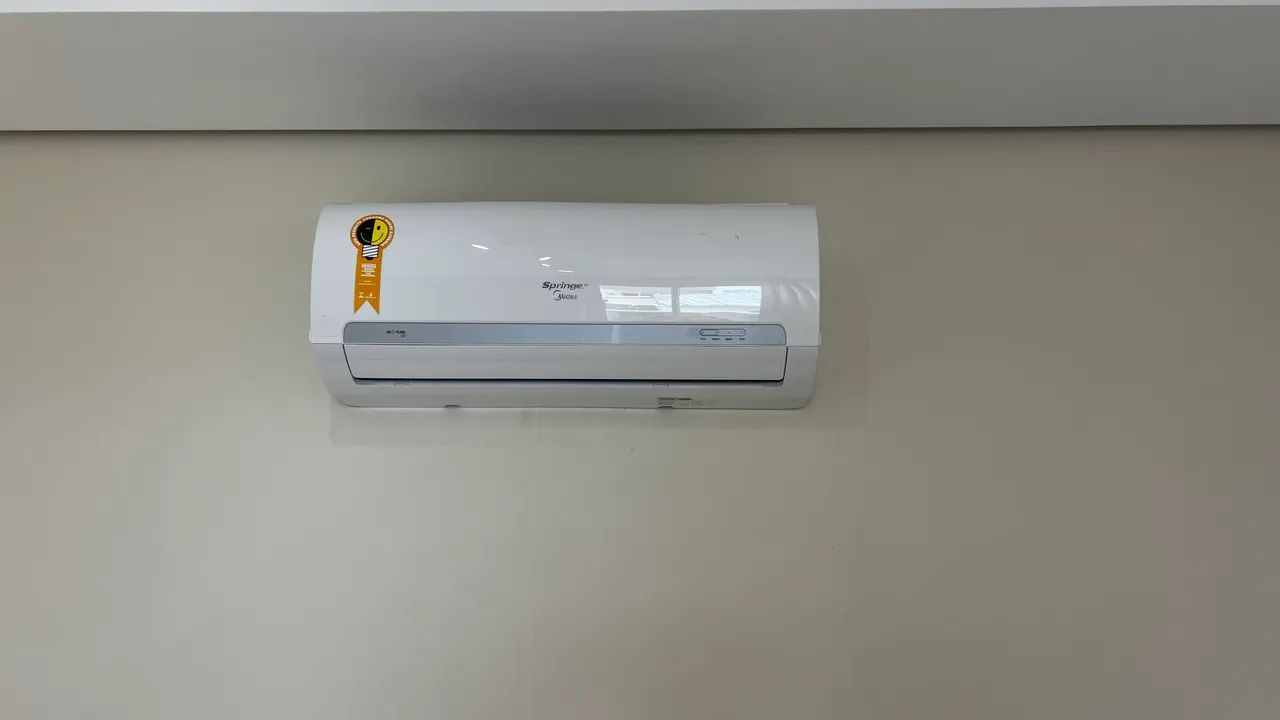 Ar condicionado split 9000 btus quente/ frio Midea - Foto 2