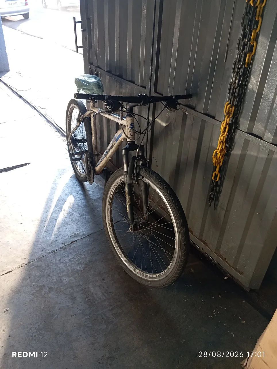 Bicicleta sport bike usada pra pegar e arrumar  - Foto 3