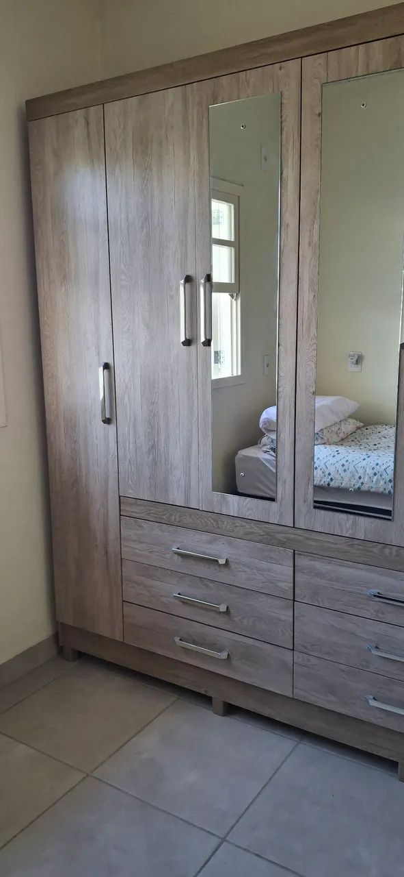 Guarda roupas 6 portas, 6 gavetas . - Foto 4