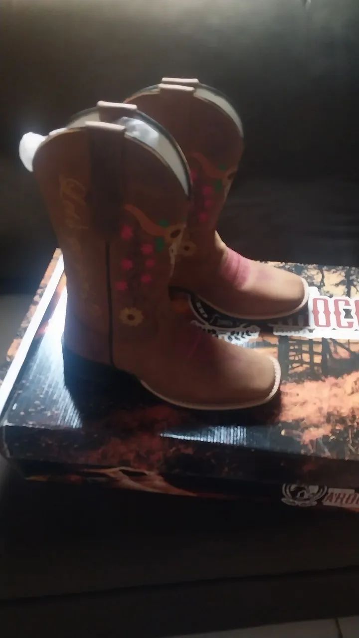 Bota em couro  - Foto 2