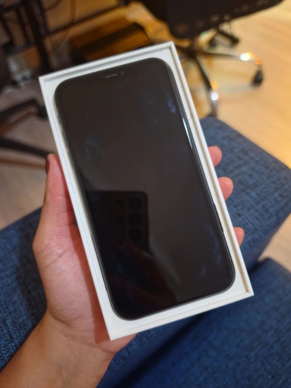 Iphone 11 64gb preto com caixa - Foto 5