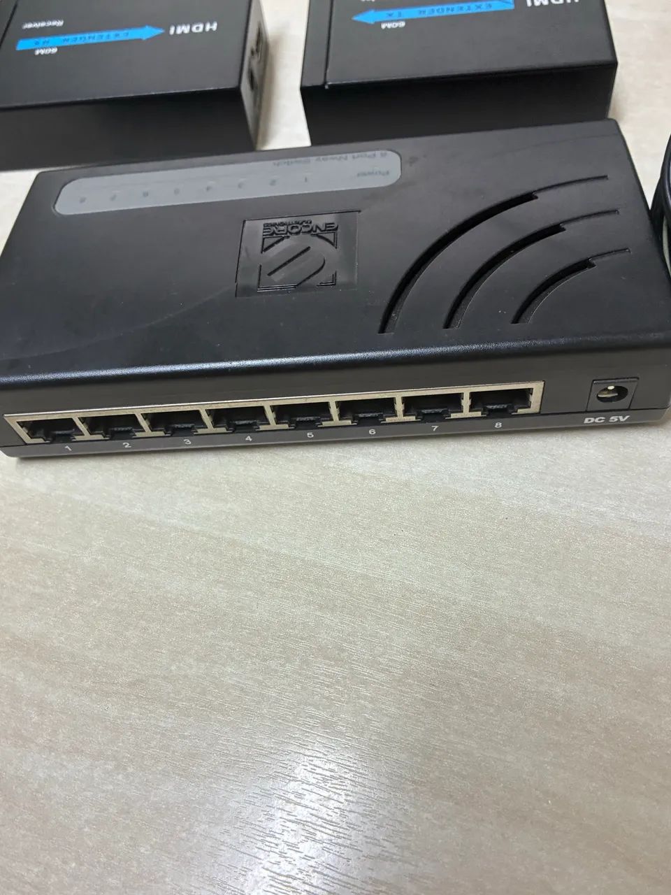 switches lote de rede  e hdmi e teste com alicate fixação - Foto 5