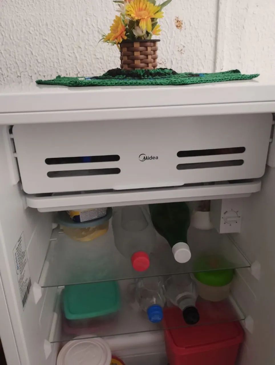 Frigobar Midea semi novo. - Foto 2