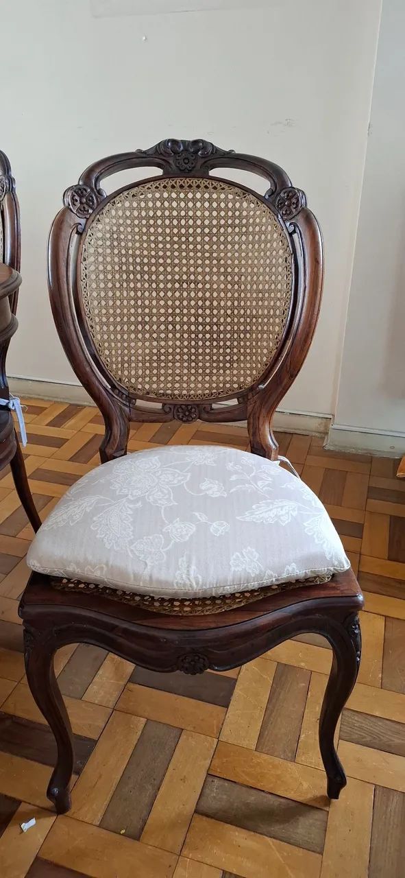 Mesa de jantar de jacarandá com oito cadeiras 65570167072002122