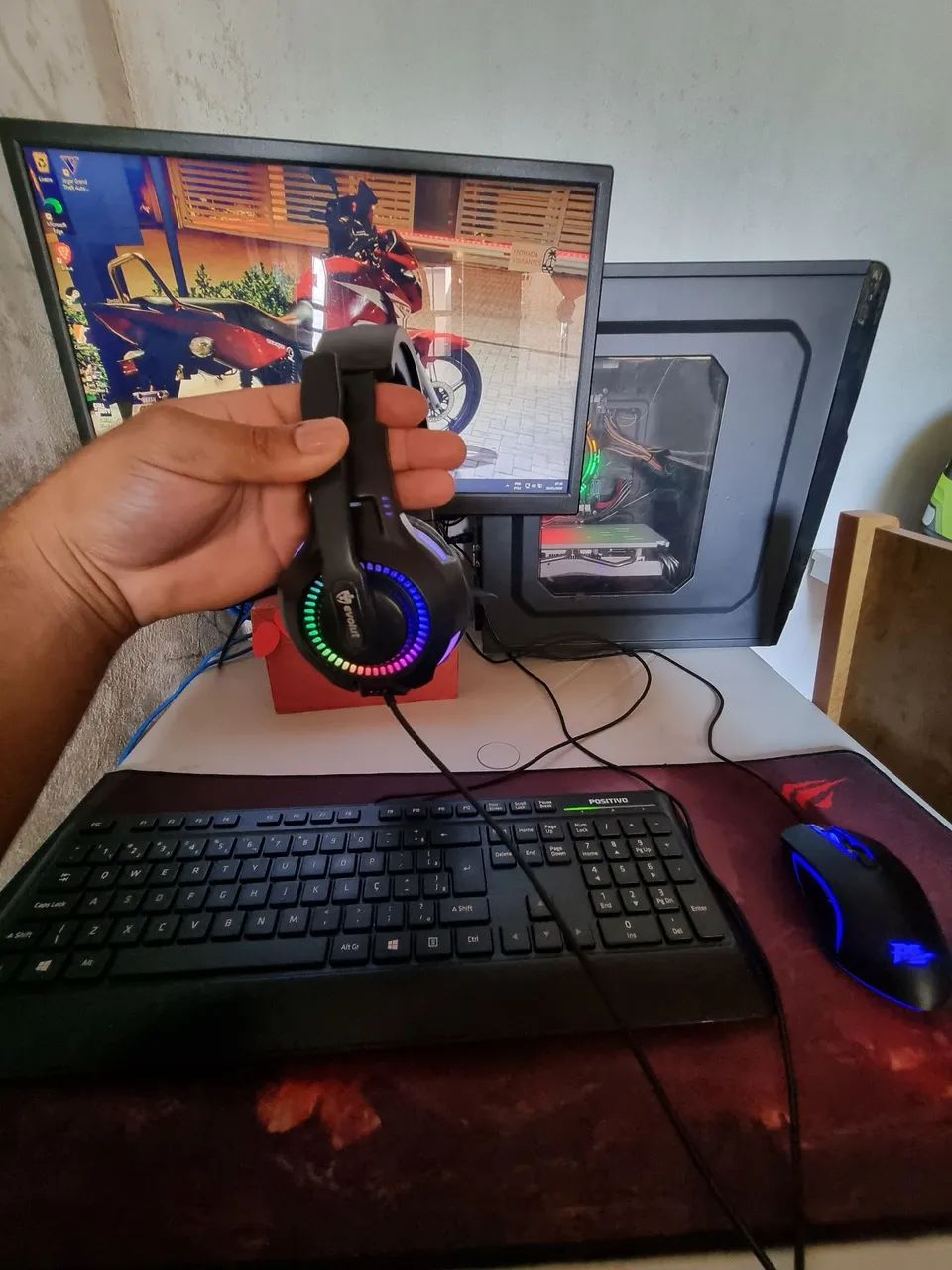 VENDO PC GAMER COMPLETO PLACA DE VÍDEO RX580 8GB CM 9 MESES DE COMPRADA - Foto 3