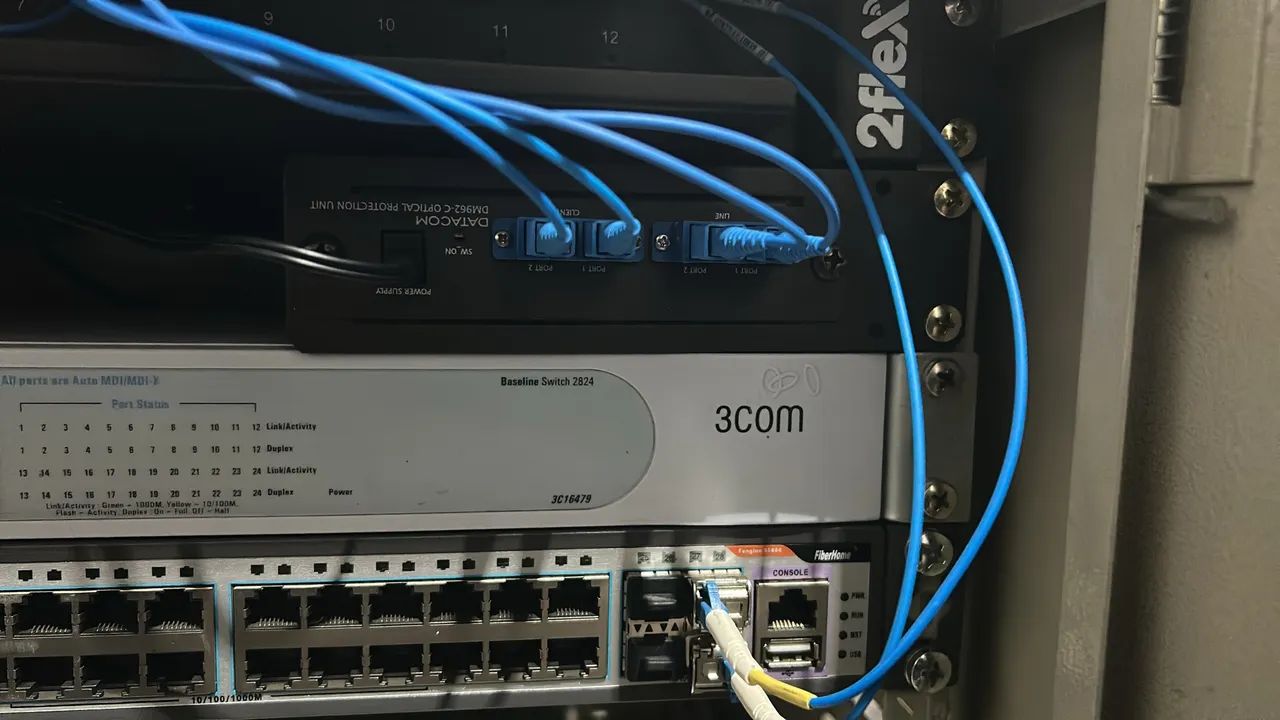 Rack completo com dois Switch  - Foto 2