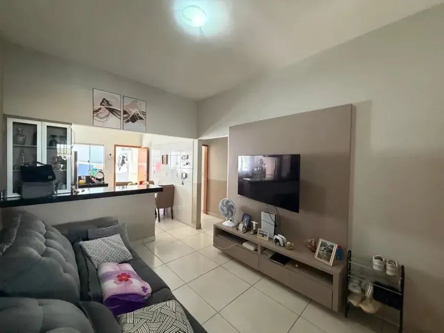 Vende-se imóvel no riacho fundo 1 