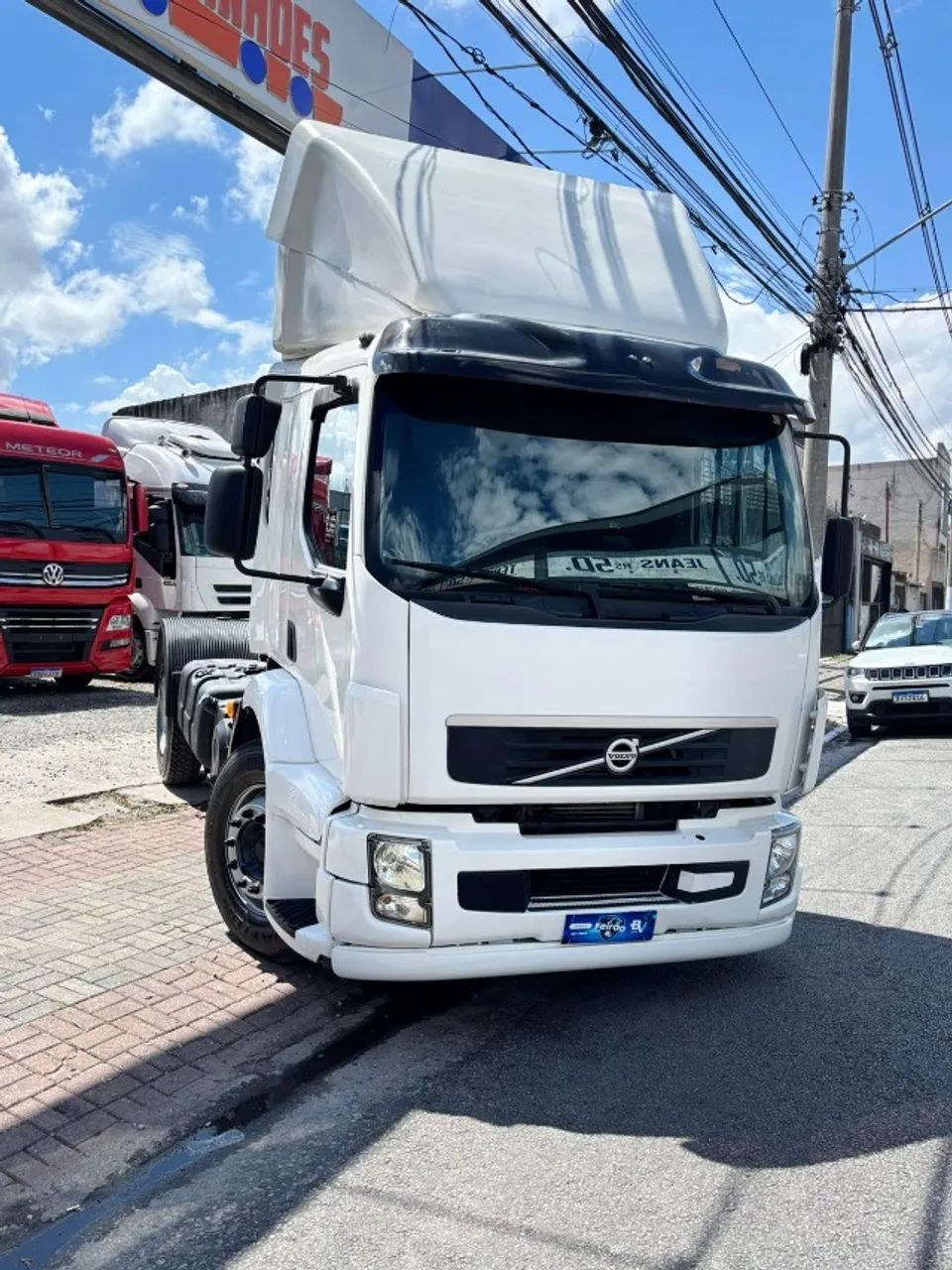 VOLVO VM 330 4X2