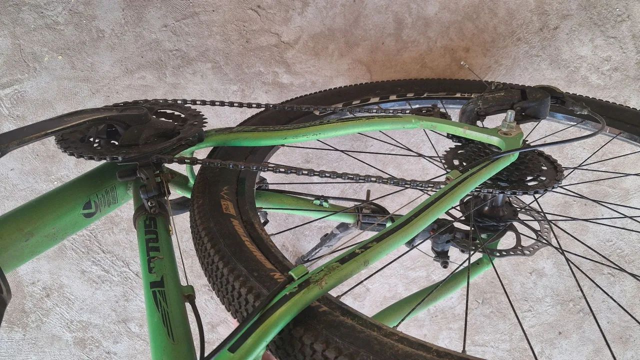 Bike lotus aro 29 comando shimano - Foto 4