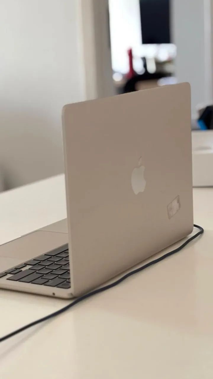 MacBook AIR M2 - Foto 4