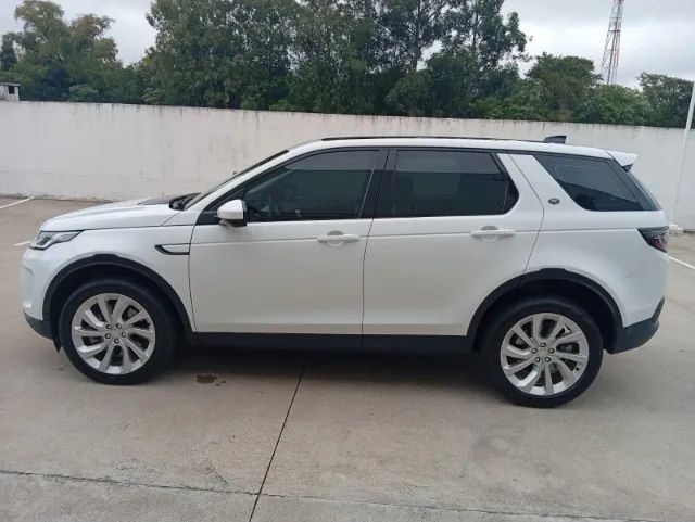 Land Rover Discovery Sport 2021