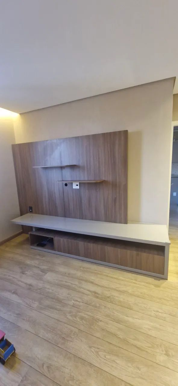 Painel de parede e rack com gavetas e - Foto 2