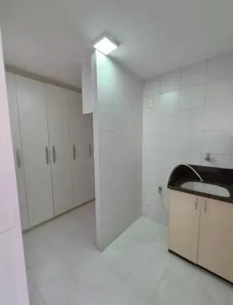 APS- Apto reformado, sol da manhã com 2 quartos em Itapuã - Vila Velha - ES - Foto 4