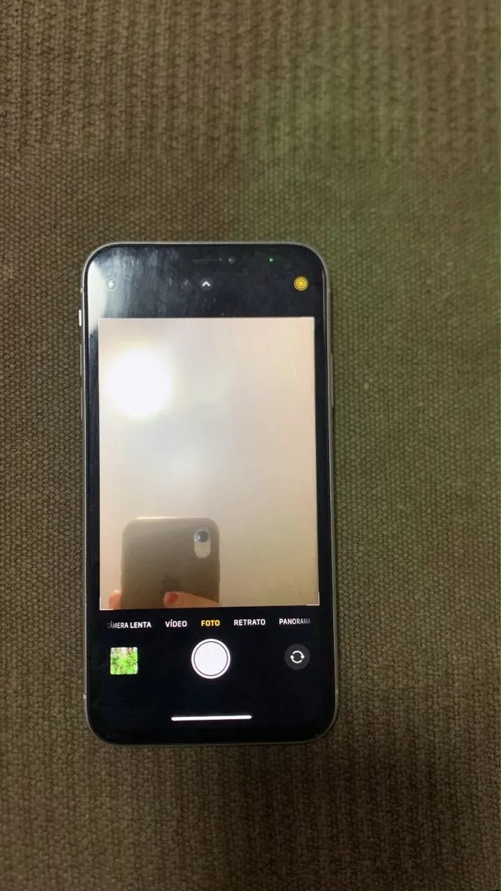 iPhone XR Branco ? Funcionando, Câmera OK, Bateria 100% - Foto 4