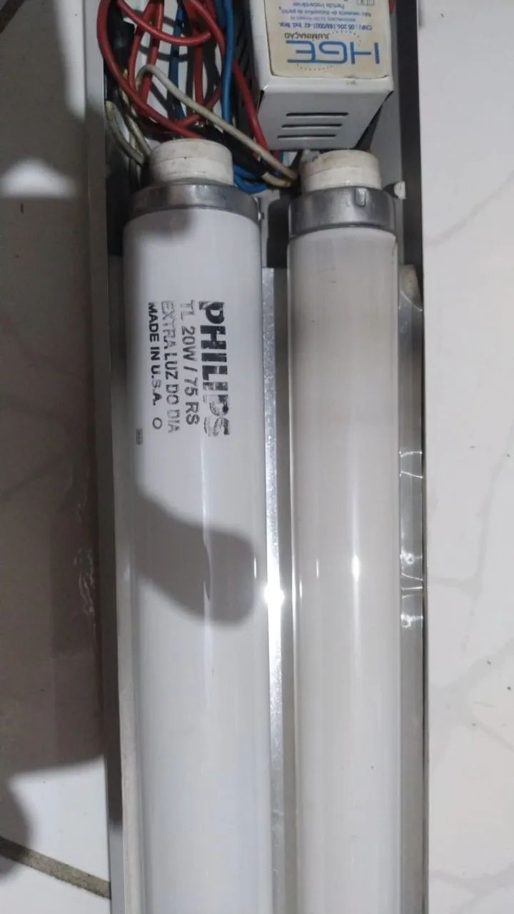 Luminária 2 Lâmpadas Fluorescente 20w - Foto 3