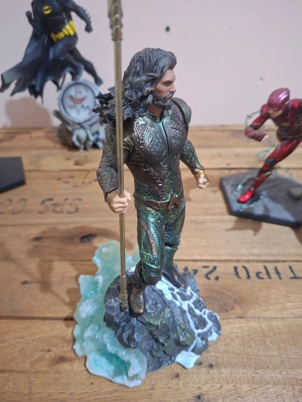 AQUAMAN Iron Studios  - Foto 3