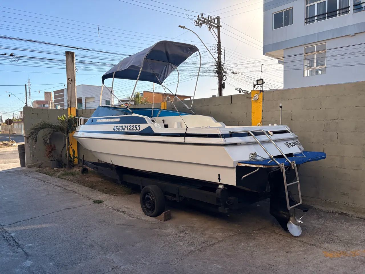 Vendo ou Troco Lancha Cobra 22 - Foto 2