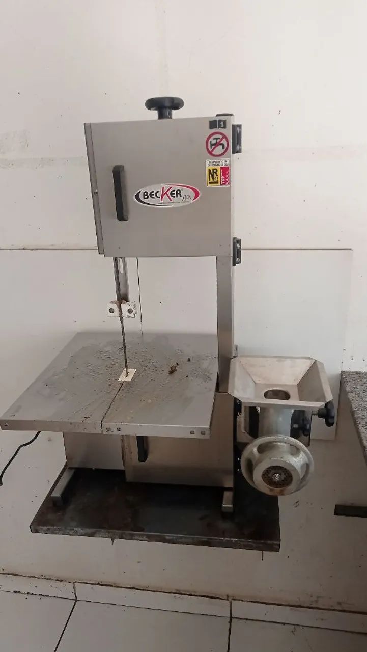 Serra fita com moedor em aço inox
