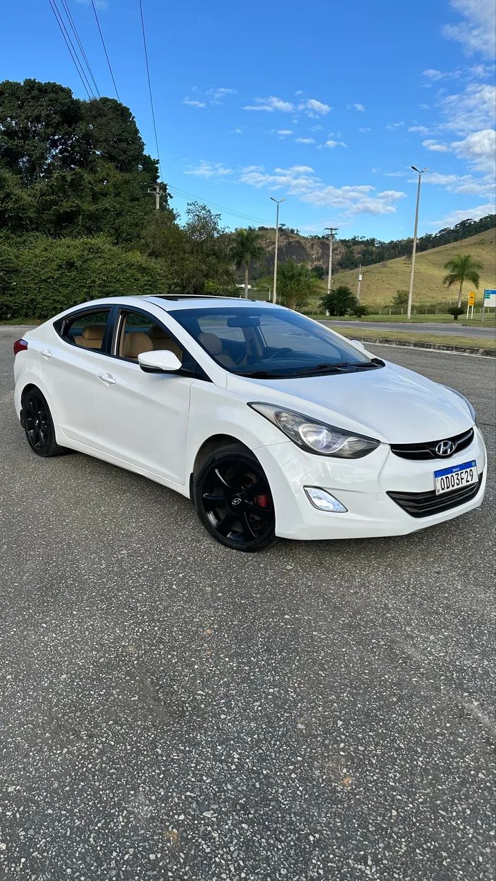 Hyundai Elantra 2013