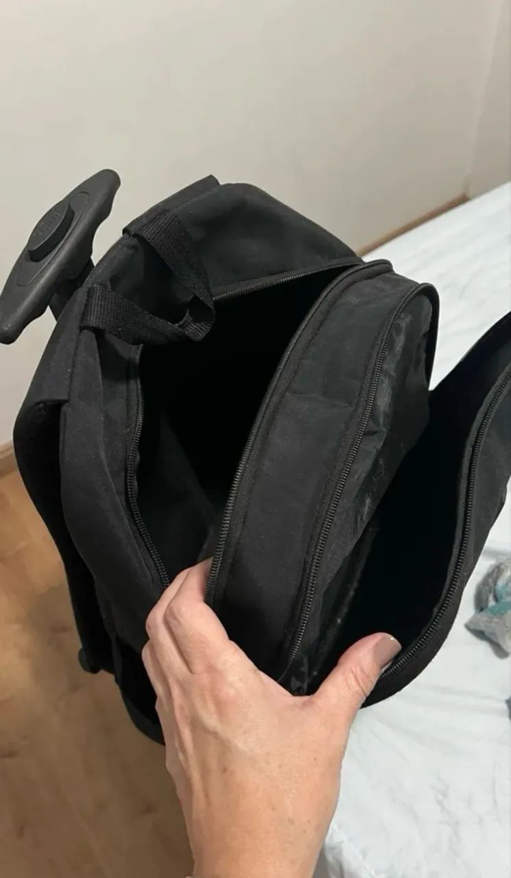 Mochila escolar de rodinha  - Foto 2