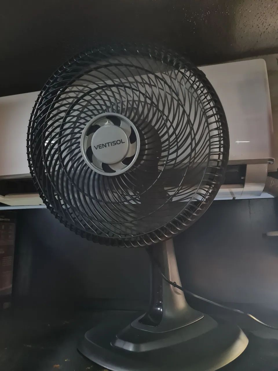 Ventilador de mesa Ventisol 30cm ( 99,99 )  e 40cm ( 149,99 )  220v  - Foto 2
