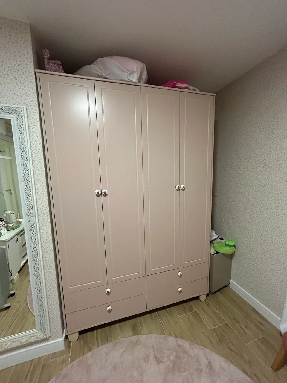 Excelente Guarda-Roupa 4 Portas (com upgrades) - Foto 4
