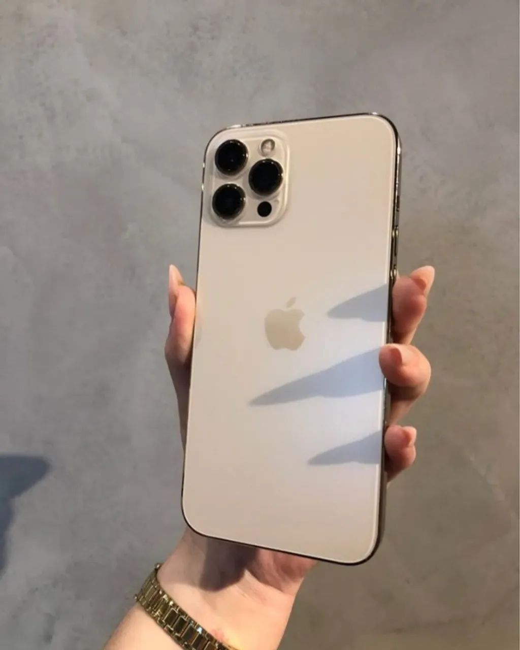 Iphone 12 pro max novo perfeito  - Foto 2