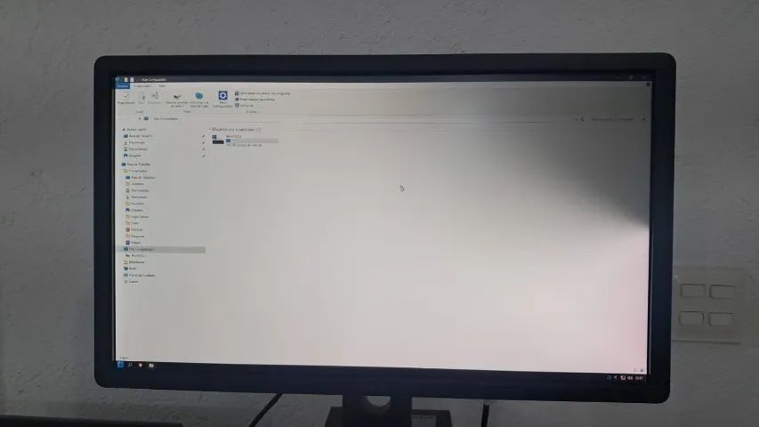 Monitor Dell 24" Ultrasharp Widescreen U2412m