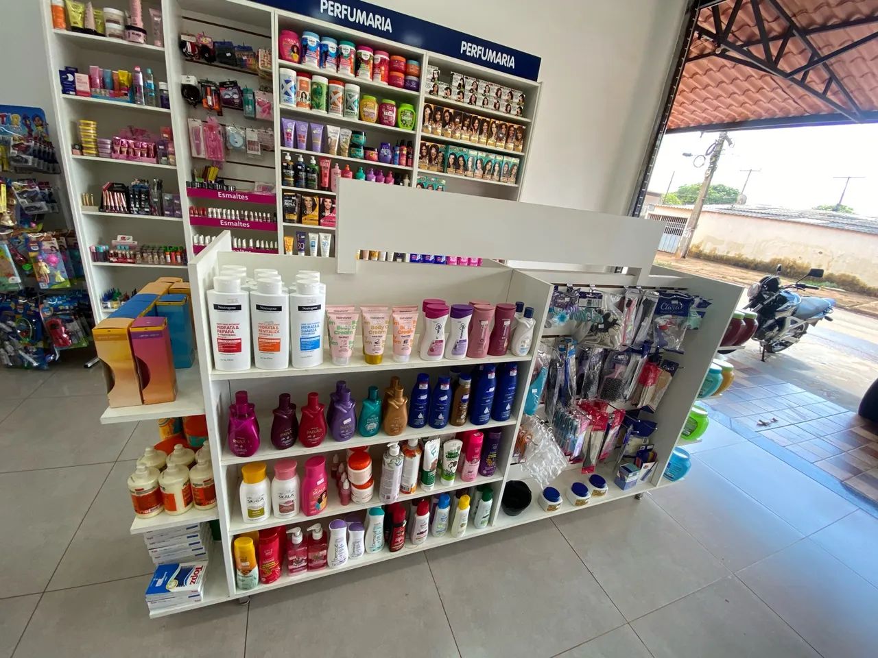 Vende-se drogaria completa  - Foto 5