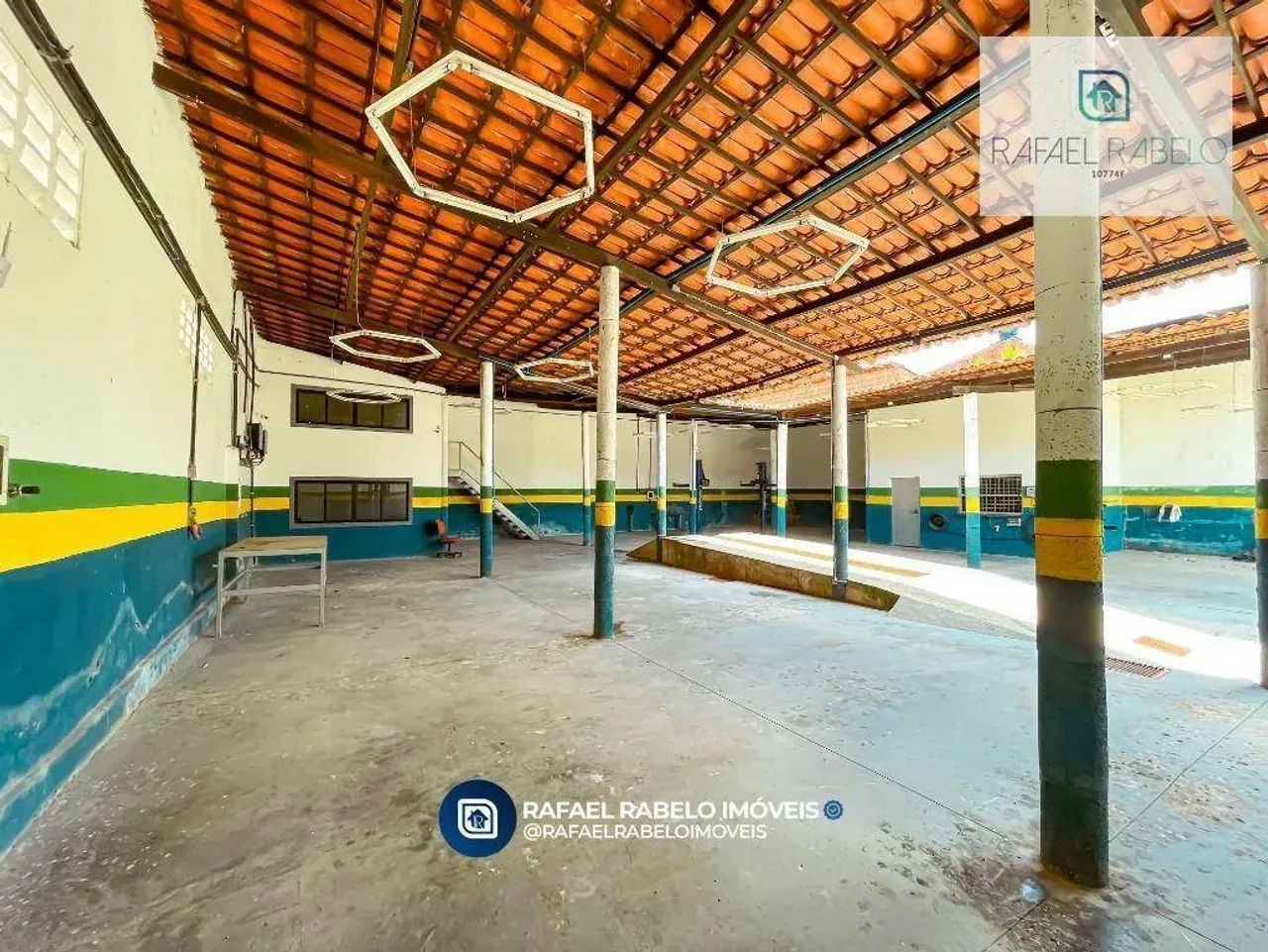 Galpão com 1200m² para alugar no bairro Ancuri. - Foto 3