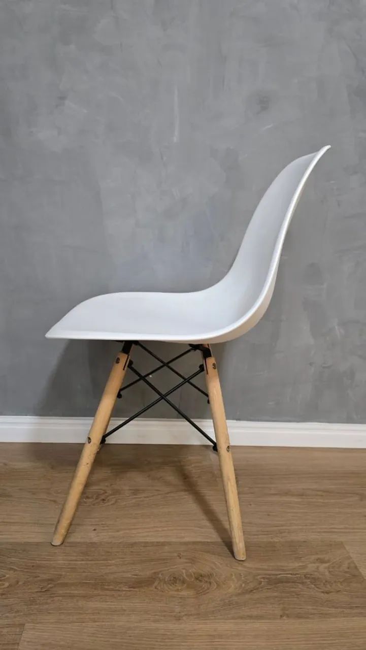 Cadeira eiffel branca  - Foto 4