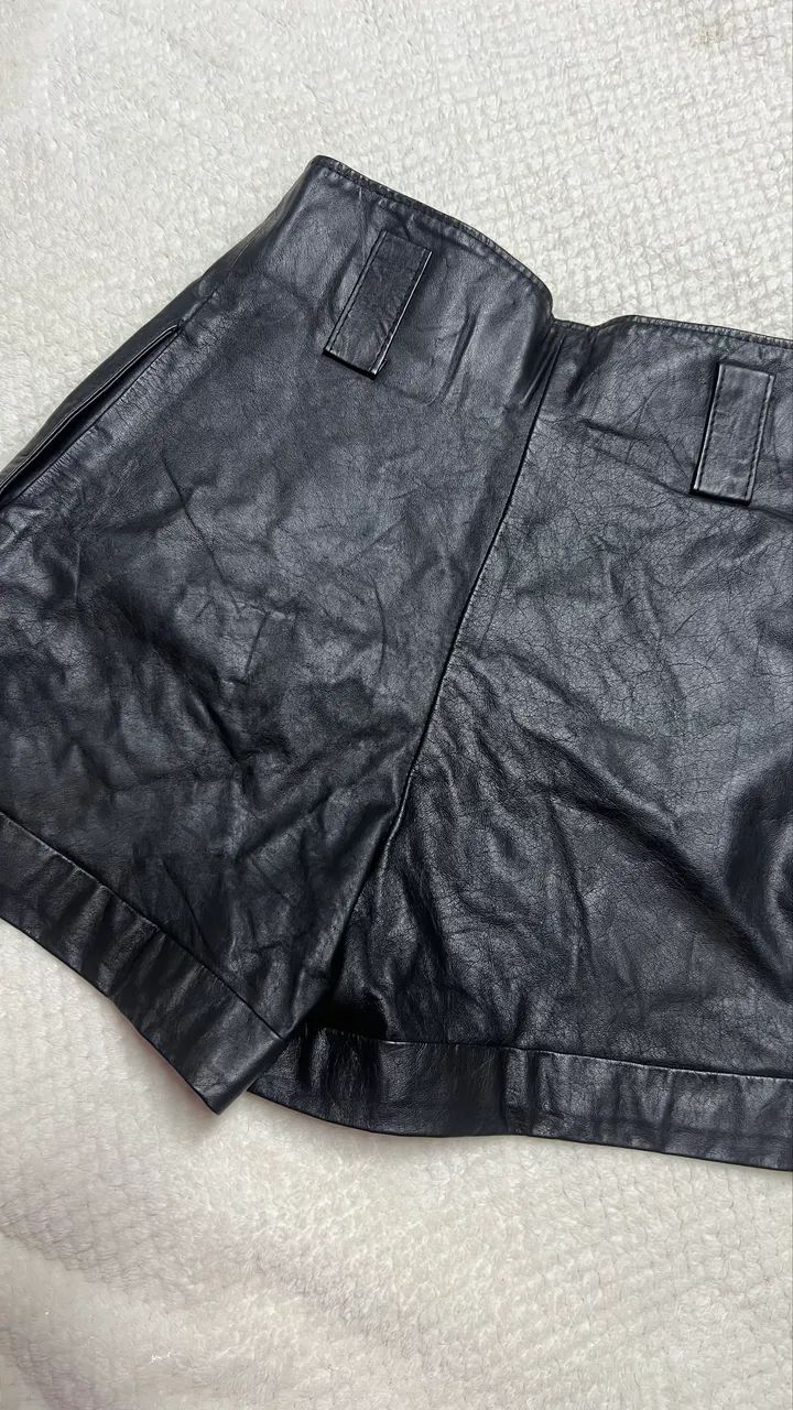 Shorts couro legítimo  - Foto 2