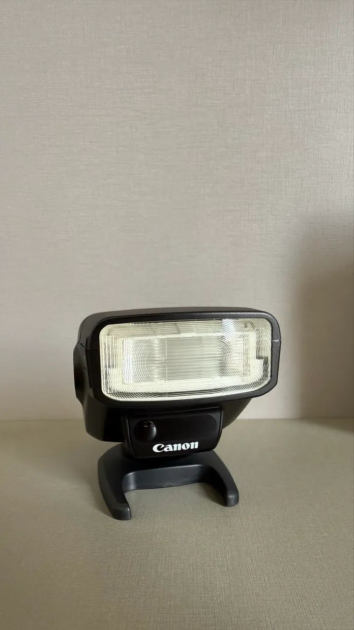 Canon Speedlite 270EX II Flash Original com Caixa e Suporte - Foto 3
