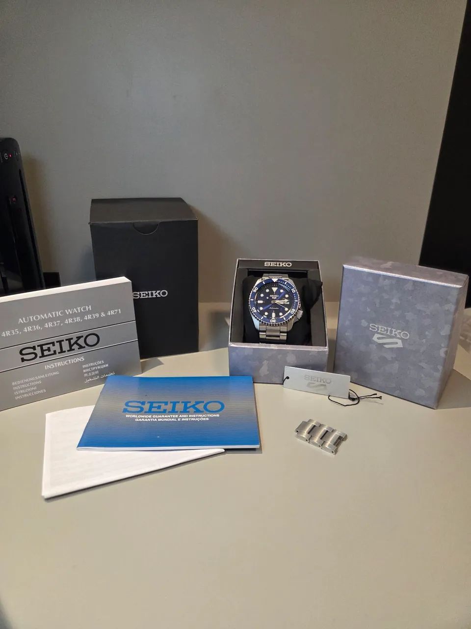 Seiko 5 Sports SRPD51B1