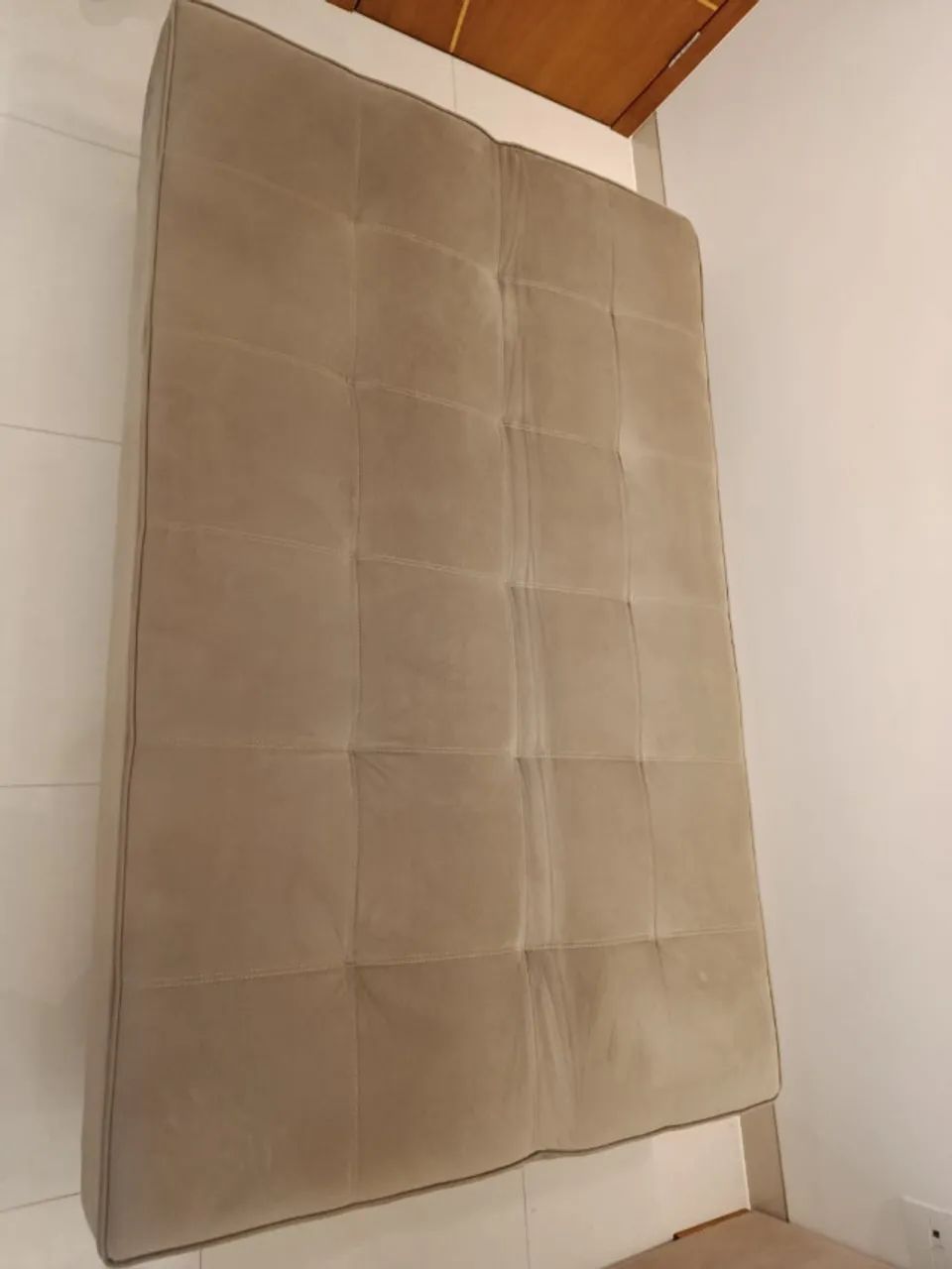 Sofá-cama 3 lugares suede bege - vira cama de casal (1,85 × 1,20) - Foto 2